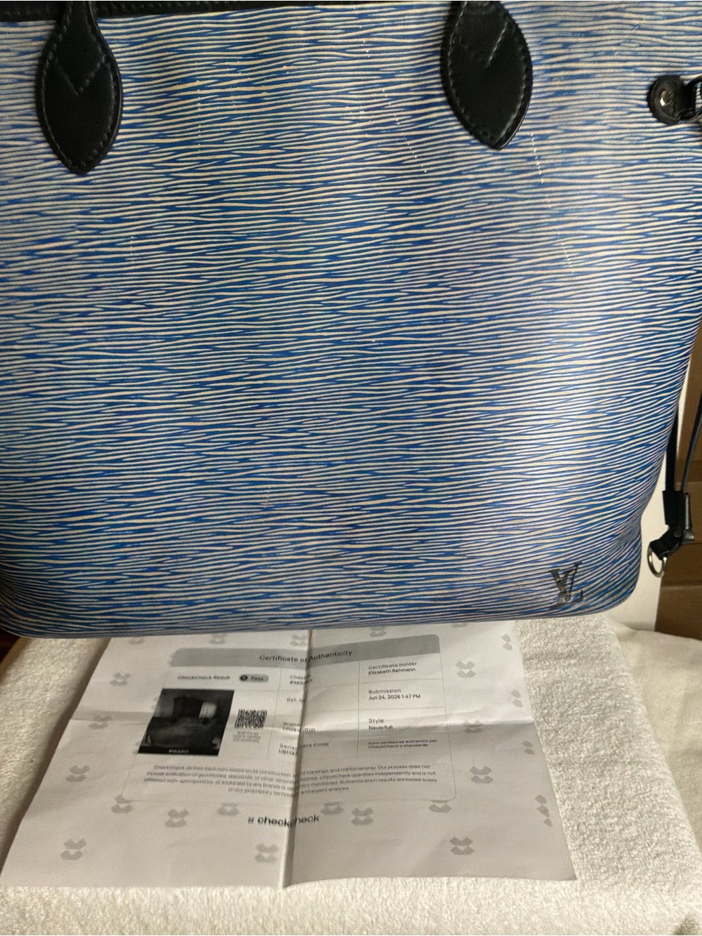Louis Vuitton Blue Striated Epi Neverfull MM Leather Tote with Black Trim - Picture 8 of 9